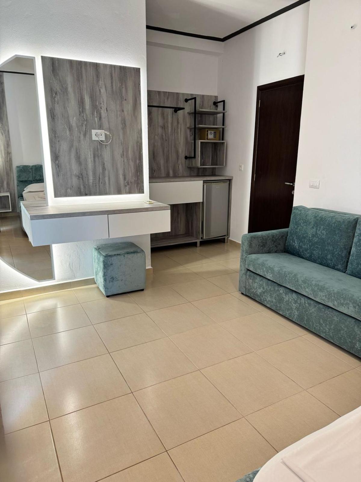 Villa Shehu Ksamil Rom bilde